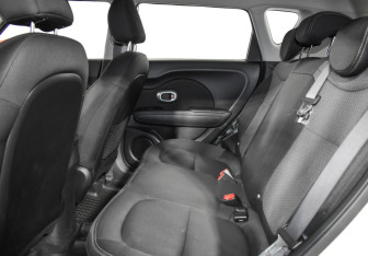 Подержанный автомобиль Kia Soul 2017 года (11 фото)