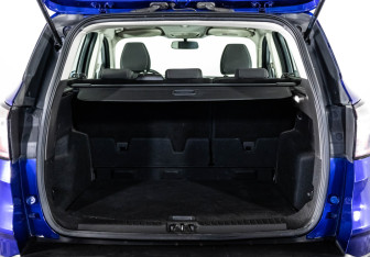 Подержанный автомобиль Ford Kuga 2017 года (20 фото)