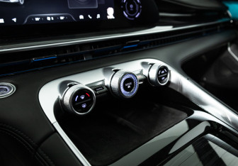 Подержанный автомобиль Exeed RX 2023 года (33 фото)