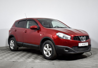 Подержанный автомобиль Nissan Qashqai 2010 года (3 фото)