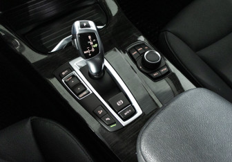 Подержанный автомобиль BMW X3 2014 года (19 фото)