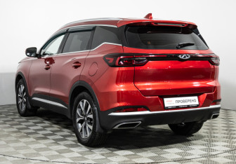 Подержанный автомобиль Chery Tiggo 7 Pro 2021 года (7 фото)