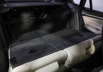 Подержанный автомобиль BMW X6 2014 года (29 фото)
