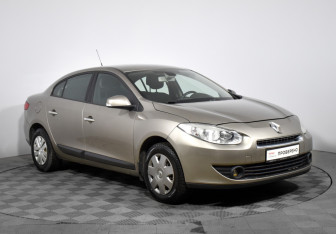 Подержанный автомобиль Renault Fluence 2012 года (3 фото)