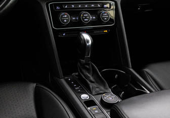 Подержанный автомобиль Volkswagen Teramont 2019 года (13 фото)