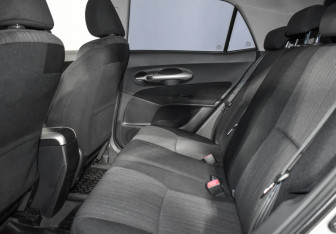 Подержанный автомобиль Toyota Auris Hatchback 2008 года (12 фото)