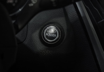Подержанный автомобиль Ford Focus Hatchback 2013 года (18 фото)