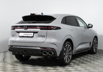 Подержанный автомобиль Changan UNI-K 2023 года (5 фото)