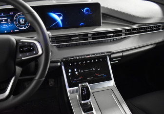 Подержанный автомобиль Chery Tiggo 4 2025 года (16 фото)