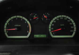 Подержанный автомобиль Chevrolet Aveo Sedan 2010 года (12 фото)