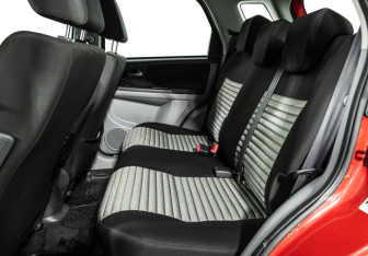 Подержанный автомобиль Suzuki SX4 Hatchback 2011 года (10 фото)