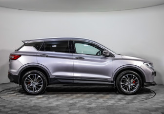 Подержанный автомобиль Geely Coolray 2020 года (4 фото)