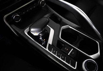 Подержанный автомобиль Geely Tugella 2021 года (14 фото)