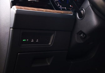 Подержанный автомобиль Volkswagen Touareg 2020 года (22 фото)