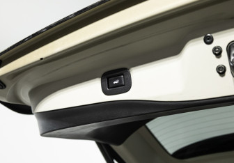 Подержанный автомобиль Nissan X-Trail 2018 года (21 фото)