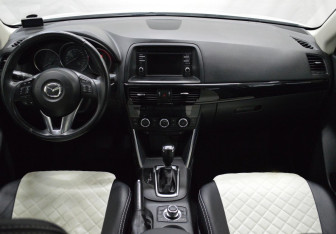 Подержанный автомобиль Mazda CX-5 2014 года (15 фото)