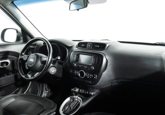 Подержанный автомобиль Kia Soul 2019 года (9 фото)