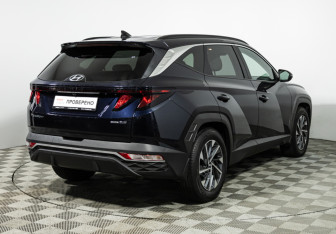 Подержанный автомобиль Hyundai Tucson 2022 года (5 фото)