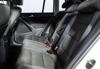 Подержанный автомобиль Volkswagen Tiguan 2013 года (10 фото)