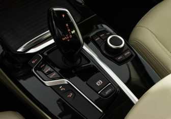 Подержанный автомобиль BMW X3 2020 года (17 фото)