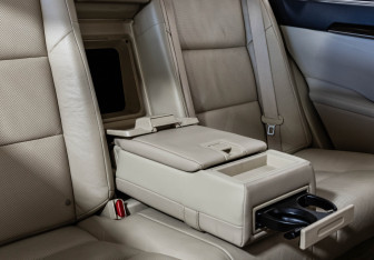 Подержанный автомобиль Lexus ES 2013 года (28 фото)