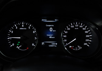 Подержанный автомобиль Nissan Qashqai 2016 года (12 фото)