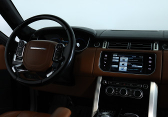 Подержанный автомобиль Land Rover Range Rover 2013 года (11 фото)