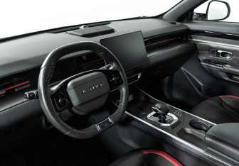 Подержанный автомобиль Jetour Dashing 2024 года (11 фото)