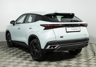 Подержанный автомобиль Omoda C5 2023 года (7 фото)