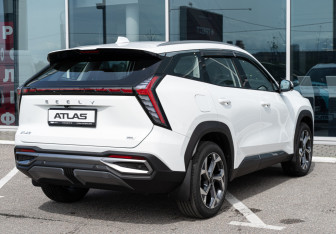 Новый Geely Atlas 2024 (4 фото)