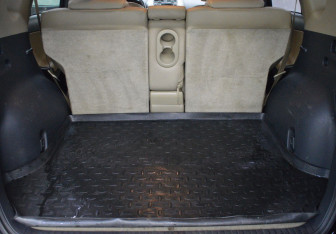 Подержанный автомобиль Toyota RAV4 2009 года (16 фото)