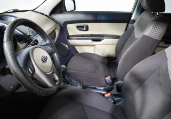 Подержанный автомобиль Kia Soul 2010 года (10 фото)