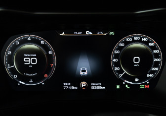 Подержанный автомобиль Geely Tugella 2023 года (12 фото)