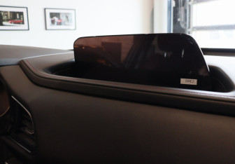 Новый Mazda CX-30 2025 (9 фото)