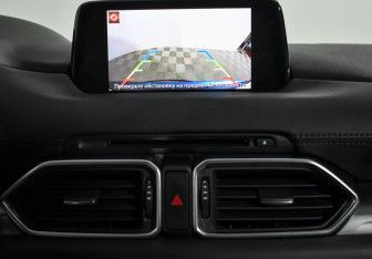 Подержанный автомобиль Mazda CX-5 2017 года (19 фото)