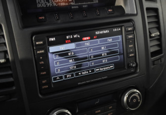 Подержанный автомобиль Mitsubishi Pajero 2011 года (13 фото)