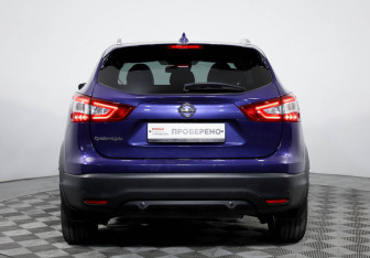 Подержанный автомобиль Nissan Qashqai 2019 года (6 фото)