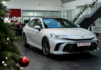 Новый Toyota Camry Sedan 2025 (4 фото)