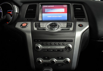 Подержанный автомобиль Nissan Murano Suv 2015 года (15 фото)