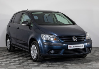 Подержанный автомобиль Volkswagen Golf Plus 2008 года (3 фото)