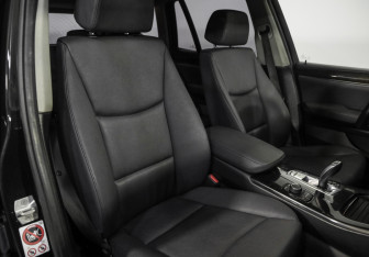 Подержанный автомобиль BMW X3 2017 года (22 фото)