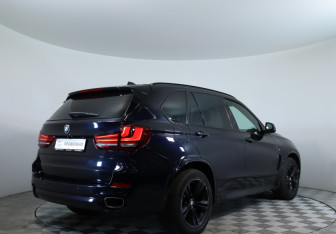 Подержанный автомобиль BMW X5 2017 года (5 фото)