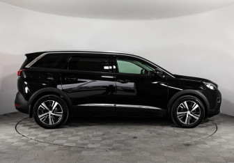 Подержанный автомобиль Peugeot 5008 Suv 2020 года (4 фото)