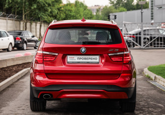 Подержанный автомобиль BMW X3 2017 года (7 фото)