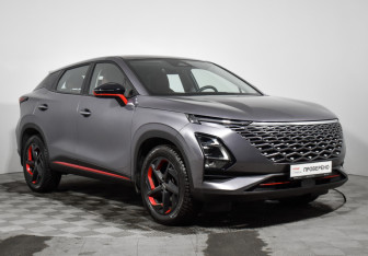 Подержанный автомобиль Omoda C5 2022 года (3 фото)