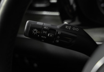 Подержанный автомобиль Kia K5 2021 года (18 фото)