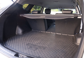 Подержанный автомобиль Hyundai Santa Fe 2012 года (34 фото)