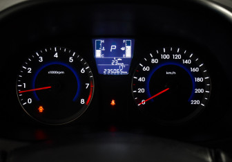 Подержанный автомобиль Hyundai Solaris Sedan 2014 года (18 фото)