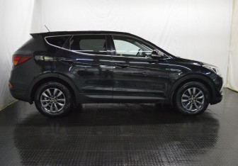 Подержанный автомобиль Hyundai Santa Fe 2015 года (4 фото)