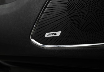 Подержанный автомобиль Hongqi HS5 2024 года (16 фото)